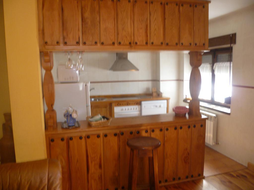 Affittacamere Artesano I Y III Navarredonda Esterno foto