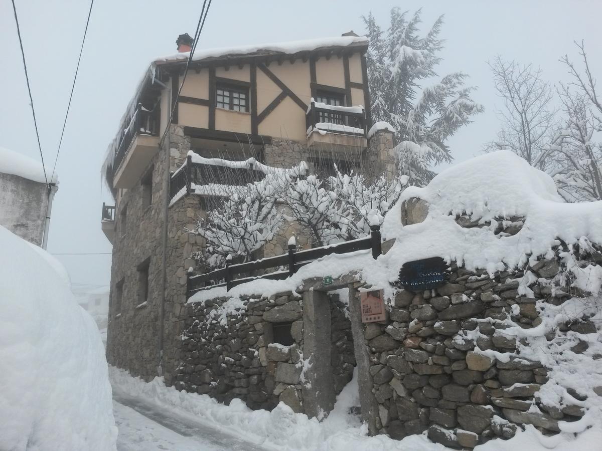 Affittacamere Artesano I Y III Navarredonda Esterno foto